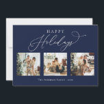 prettige feestdagen marineblauw multi-fotocollage feestdagenkaart<br><div class="desc">Creëer prachtige herinneringen aan dit vakantieseizoen met deze multi-foto collage vakantiekaart. Deze kaart kenmerkt een modern minimalistisch manuscript met uw favoriete foto's op de voorzijde en op de rug. Pas deze volledig aanpasbare kaart aan met uw begroeting,  bericht,  familienaam en jaar.</div>