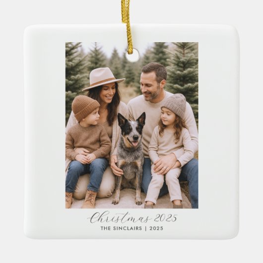 Prettige feestdagen Rustieke minimalistische famil Keramisch Ornament (Voorkant)