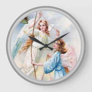 Pretty Angels With Bell Grote Klok