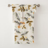 Pretty Brown Floral Fall Winter Matching Bad Handdoek (Insitu)