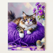 Pretty Cat with Purple Flowers and Yarn Planner (Achterkant)