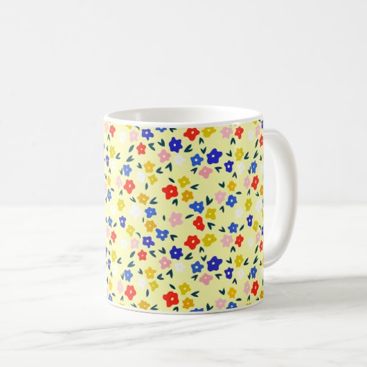 Pretty Dainty Cute Floral on Pastel Yellow Koffiemok (Voorkant rechts)