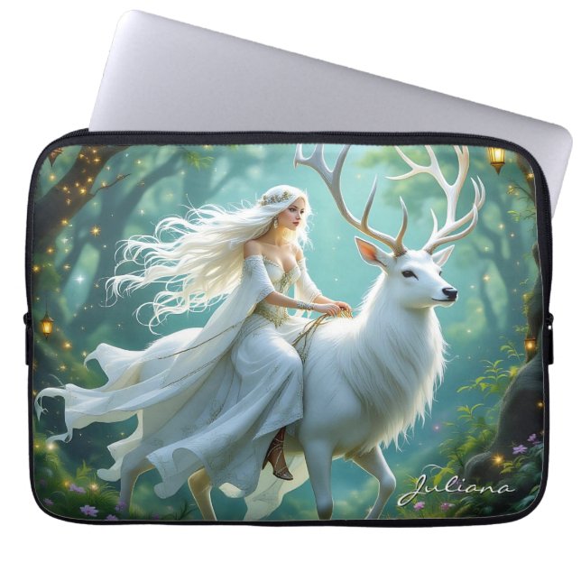Pretty Fairy and White Deer in Enchanted Forest Laptop Sleeve (Voorkant)