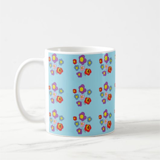 Pretty Ladybug and Flowers Light Blue Pattern Koffiemok (Links)
