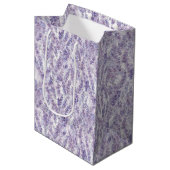 Pretty Lavender Flowers Bridal Shower   Medium Cadeauzakje (Voorkant Gekanteld)