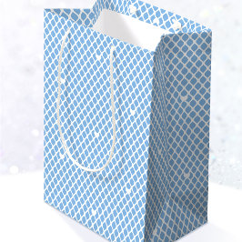 Pretty Love Heart Lattice Mesh Blue Birthday Medium Cadeauzakje
