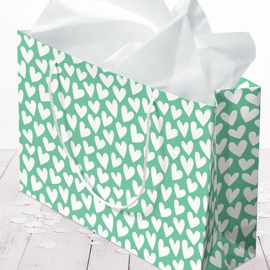 Pretty Love Heart Pattern Mint White Valentine Groot Cadeauzakje