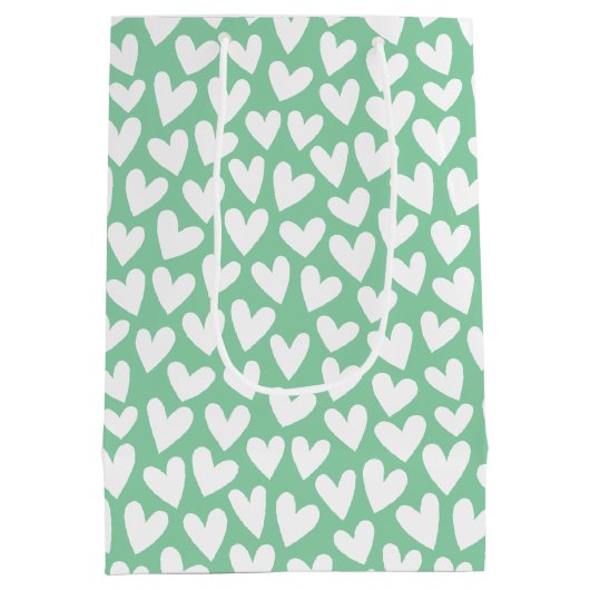 Pretty Love Heart Pattern Mint White Valentine Medium Cadeauzakje (Achterkant)