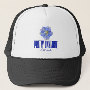 Pretty Onstabiel: Blauwe Bloem Statement T-shirt Trucker Pet