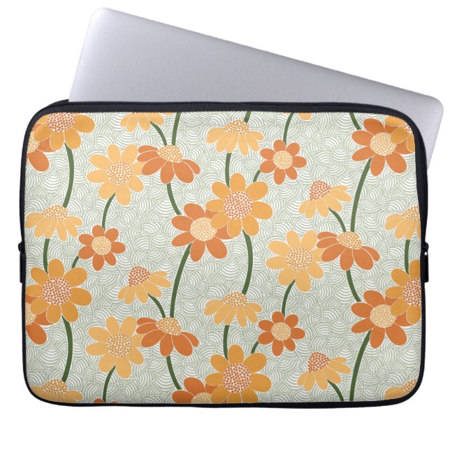 Pretty retro muted 1970s flowers laptop sleeve (Voorkant)