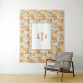 Pretty retro muted 1970s flowers wandkleed (In situ)