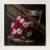 Pretty Roses on a Rustic Chair   Legpuzzel (Verticaal)