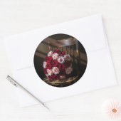 Pretty Roses on a Rustic Chair   Ronde Sticker (Envelop)