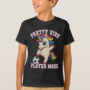 Pretty Vibe Eenhoorn Gewoon Meisje Dat Van Voetbal T-shirt