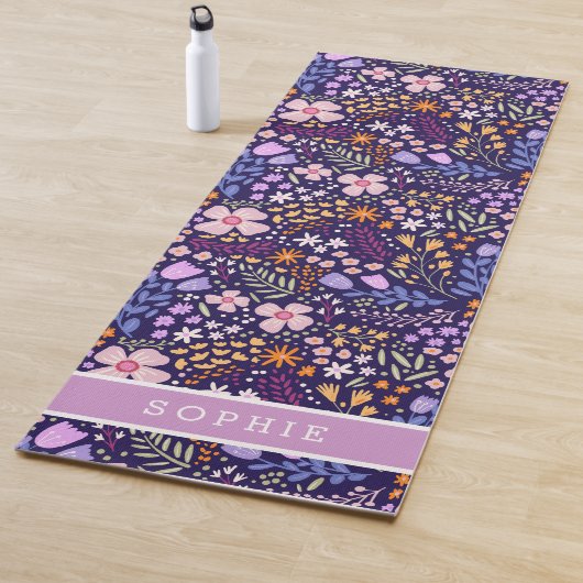 Pretty Watercolor Floral Blooming Custom Name Yogamat (In situ)