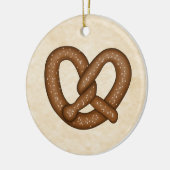 Pretzel met Beige Bkgd Ornament (Links)