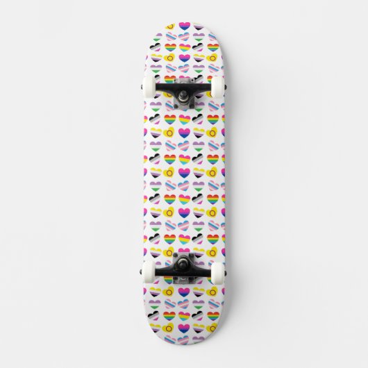 Pride Hearts Skateboard (Voorkant)