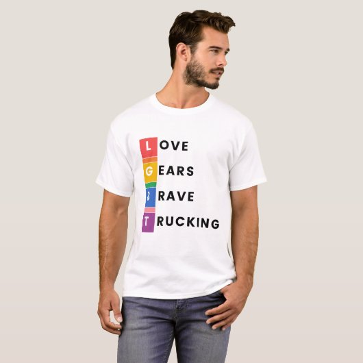 Pride in Every Mile: LGBT Trucking Design T-shirt (Voorkant volledig)