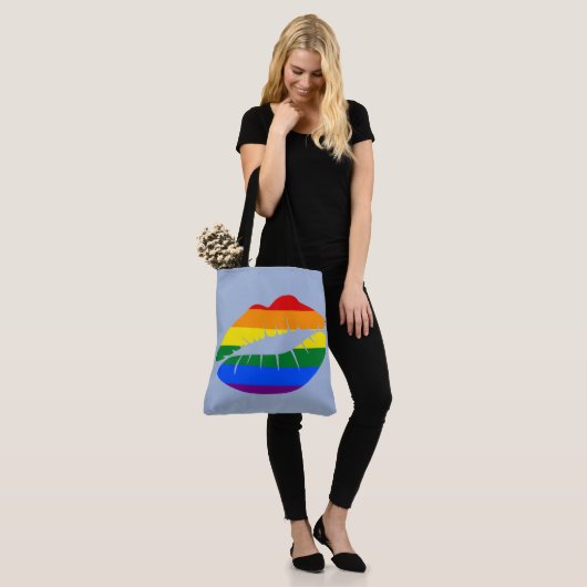 Pride Kiss Tote Bag (Op model)