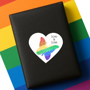 Pride LGBTQA+ regenboog vlinder Love is Love Hart Sticker