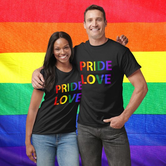 Pride Liefde Regenboog Vlag Typografie T-shirt