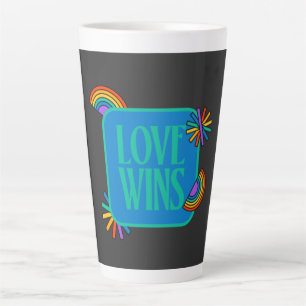 Pride-liefde wint. Gay rainbow lgbtq Latte Mok