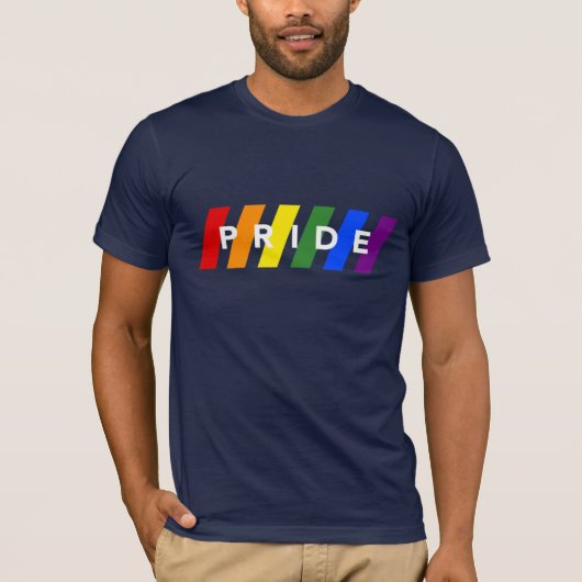 PRIDE Rainbow Stripes op de marine T-shirt (Voorkant)
