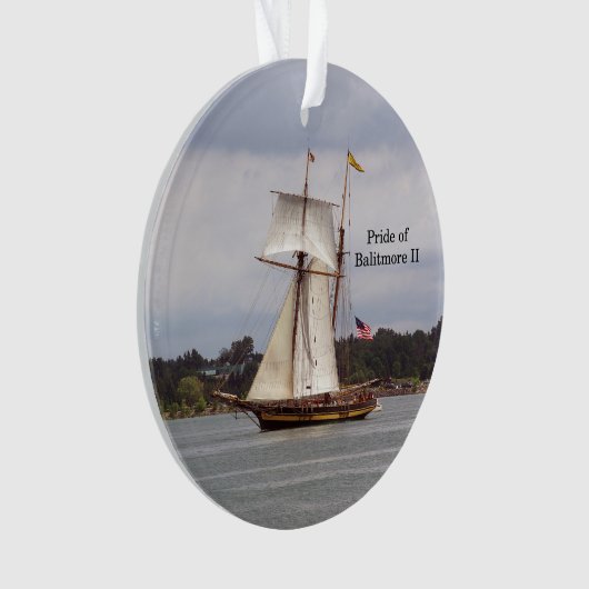 Pride van Baltimore II acrylhoudend ornament (voorkant)