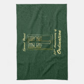 Priest 50ste Jubileum van leder van de Orde Kijk Theedoek (Verticaal)