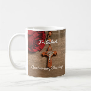 Priest Ordination Jubileum Red Rose en Rosary Koffiemok