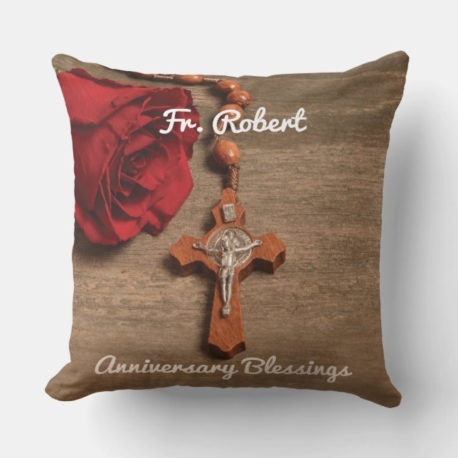 Priest Ordination Jubileum Red Rose en Rosary Kussen (Voorkant)