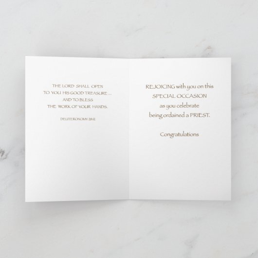 priesterwijding naam Datum Tau Cross Kaart (Binnen)