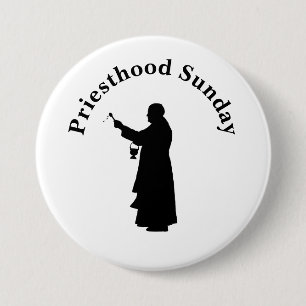 Priesthood Sunday Button van Priest met Heilig Wat
