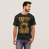 Prijs Hem Met Het Geluid Van De T-shirt (Voorkant volledig)