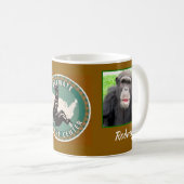 Primate Rescue Center in Kentucky logo met Rodney Koffiemok (Voorkant rechts)