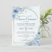 Primera Communie Schattige Blauwe Bloemen Eerste C Kaart (Staand voorkant)