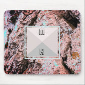 Primeval rock en piramide met je initialen muismat (Voorkant)