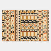 Primitief etnisch tribaal patroon in aardkleuren inpakpapier vel (Voorkant)