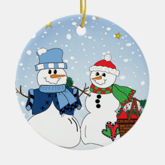 Primitief sneeuwpaar keramisch ornament