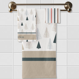 Primitieve dennen op wit bad handdoek