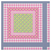 Primroses Roze Blauw Groen Faux Patchwork Patroon Stof (Close Up)