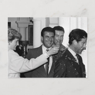 Princess Diana Prince Charles prop fles grappig Briefkaart