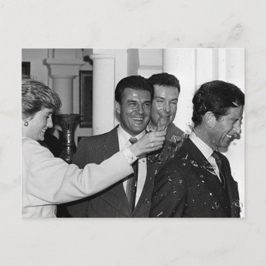 Princess Diana Prince Charles prop fles grappig Briefkaart (Voorkant)