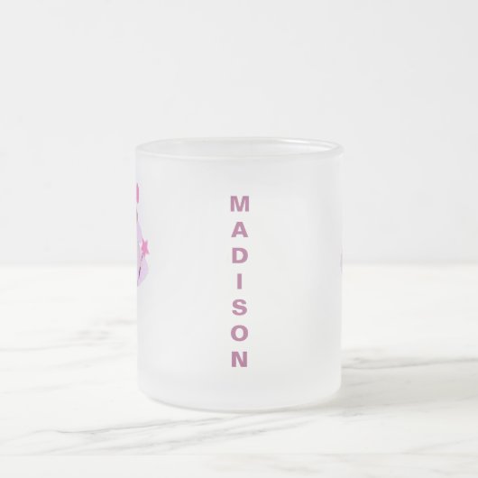 Princess Mok (Center)