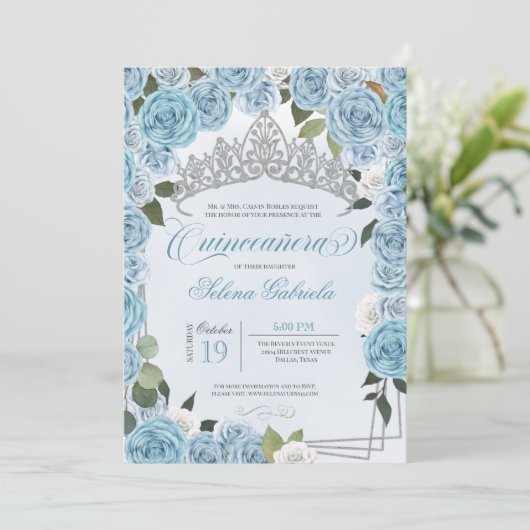 Princess Tiara Light Blue & White Rose Quinceanera Kaart (Staand voorkant)