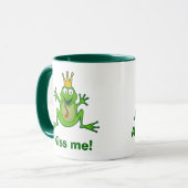 Prins kikker, kus me! Tweekleuren mok (Voorkant links)