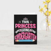 Prinses gaat naar kleuterschool meisje terug naar  kaart (Gele Bloem)