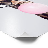 Prinses Giraffe die Roze Bubble gum blaast Foto Afdruk (Hoek)