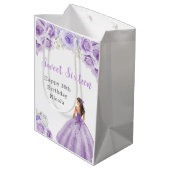 Prinses in Paarse jurk Sweet Sixteen Birthday Medium Cadeauzakje (Achterkant Gekanteld)