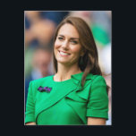 Prinses Kate groen gestileerd Briefkaart<br><div class="desc">Catherine,  prinses van Wales in een smaragdgroene jurk</div>